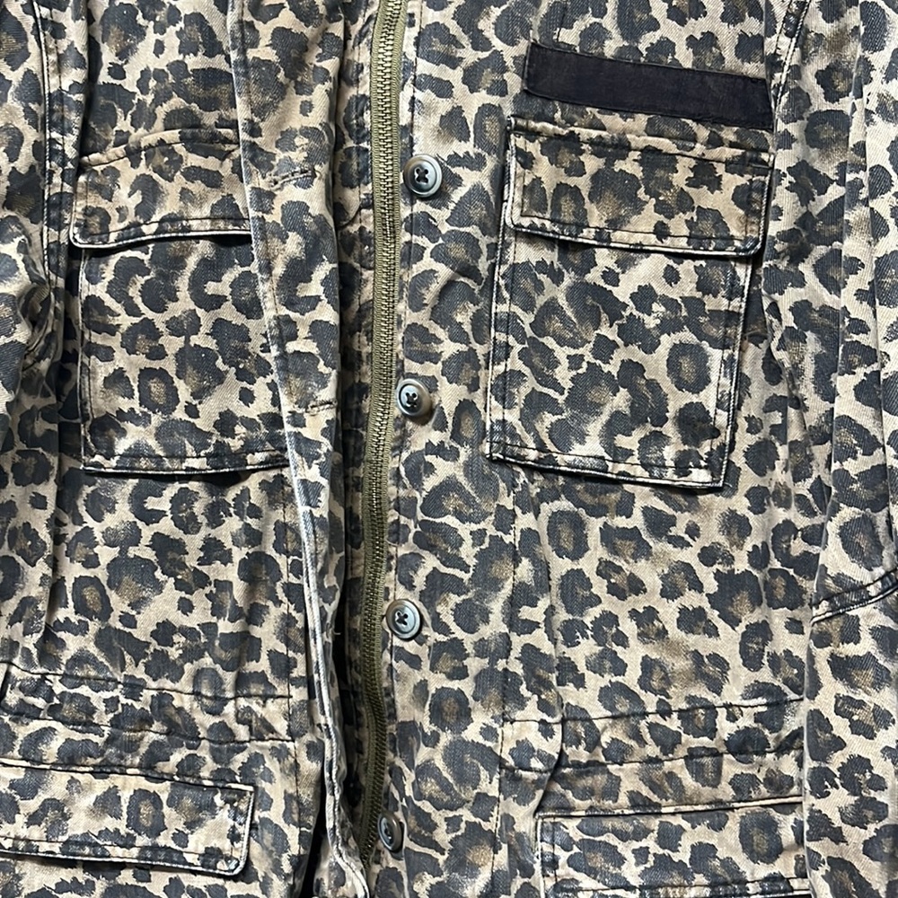 Excellent used condition animal print jacket Smoke free Worn  a handful of times - Picture 7 of 10